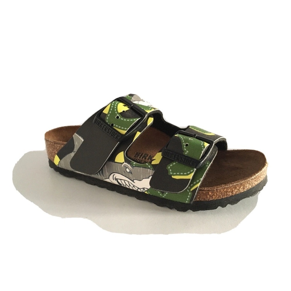 NEW Kids Birkenstock Milano Shark Attack Black 8-8.5 Toddler Open-Toe Sandals